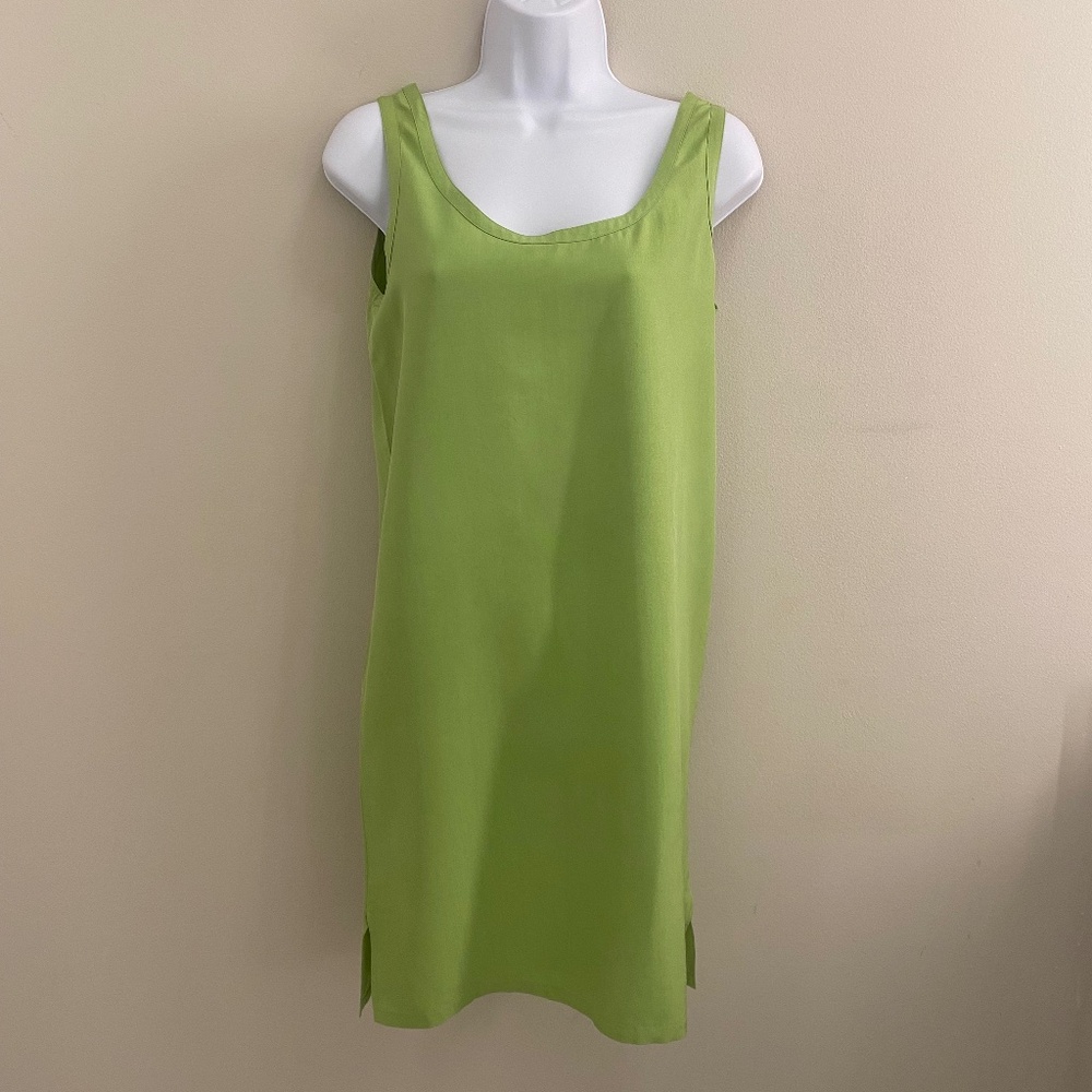 Silk Green Dress Size 4-Pictured scarfs are not for sale